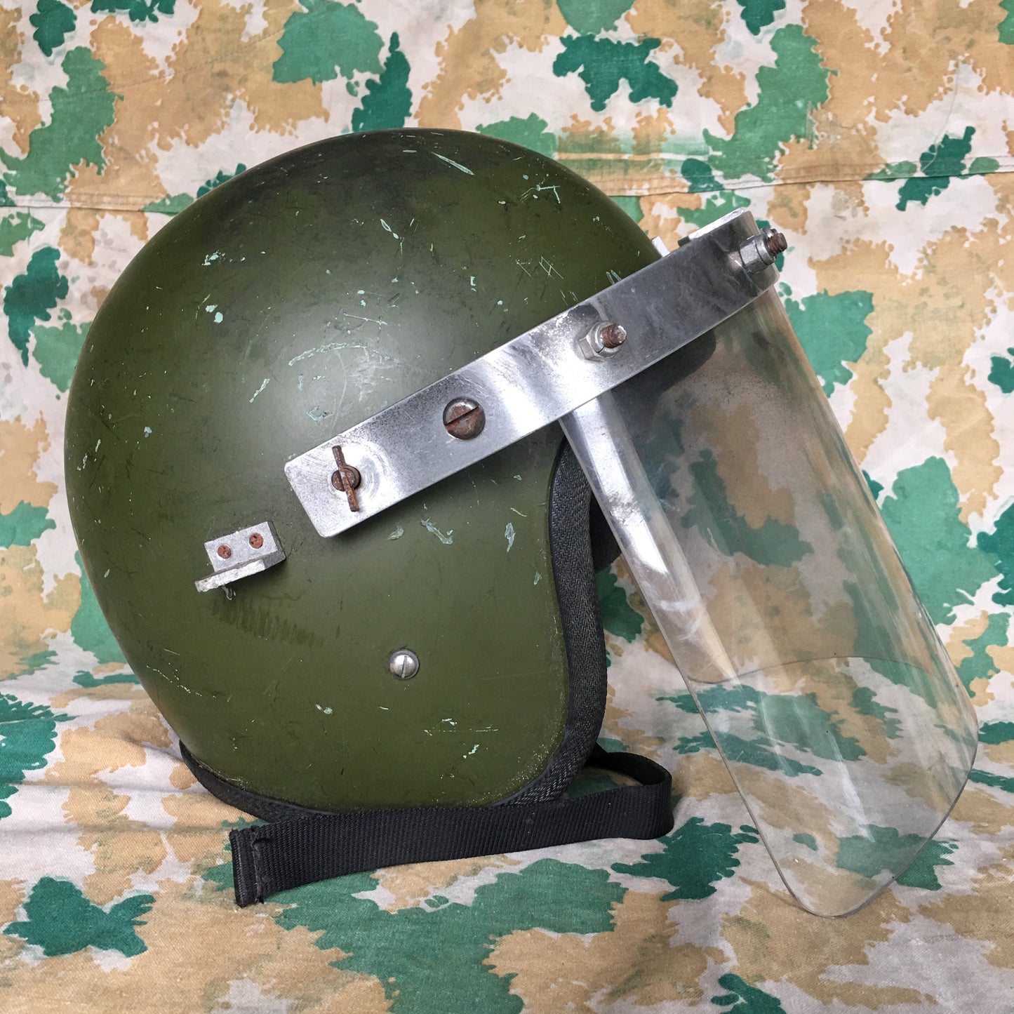 Cromwell Riot Helmet with Visor